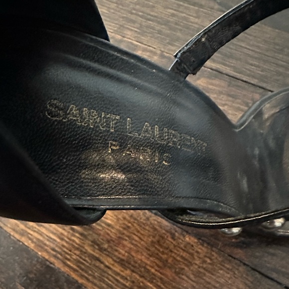 Preowned Saint Laurent black leather sandal with studs and fringe size 37.5 - Picture 5 of 5